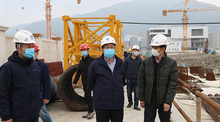 20200227  臺州高速集團董事長陳文波檢查房產(chǎn)集團防疫及復工情況  張波攝.jpg