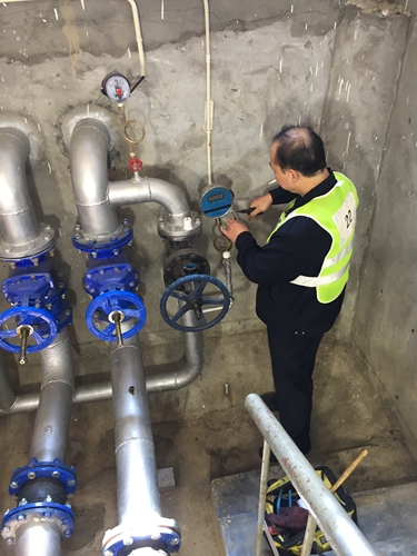 20190403  正在安裝 陳旦平攝_副本.jpg